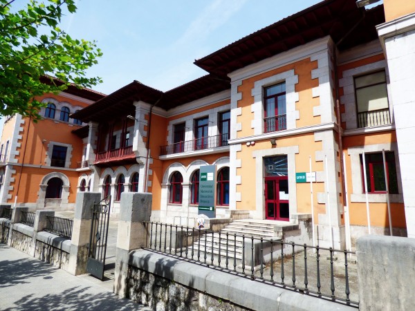 UNED Cantabria obtiene el Nivel 2 de calidad con un reconocimiento a su análisis estratégico y al impacto de su congreso sobre el mundo antiguo